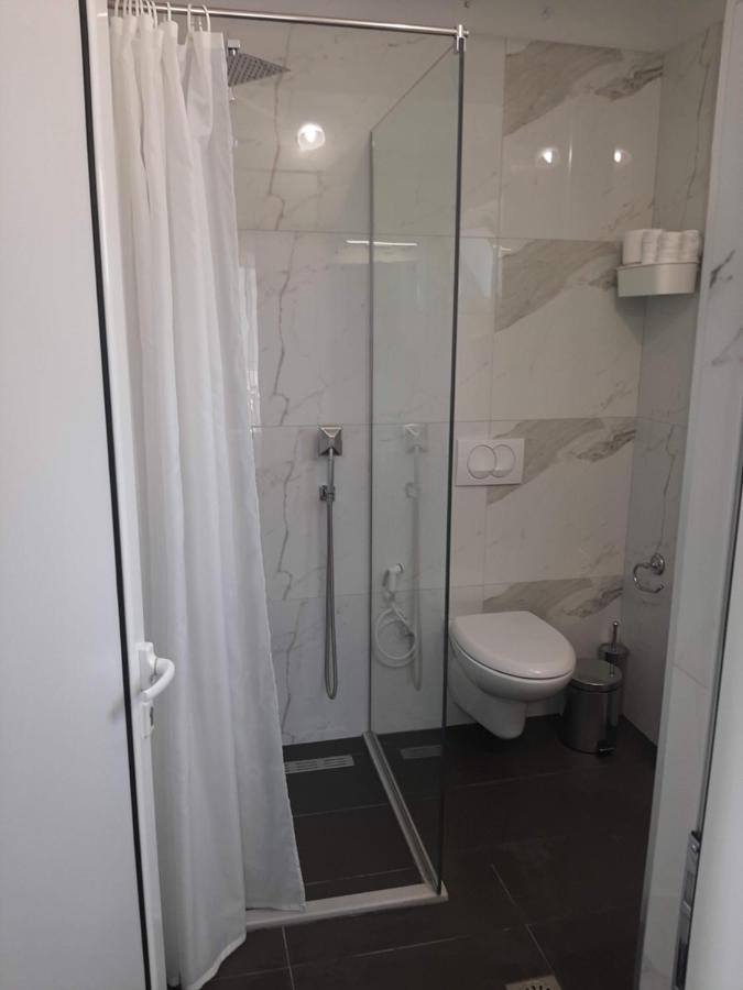 Meto Rooms Sarandë Eksteriør billede