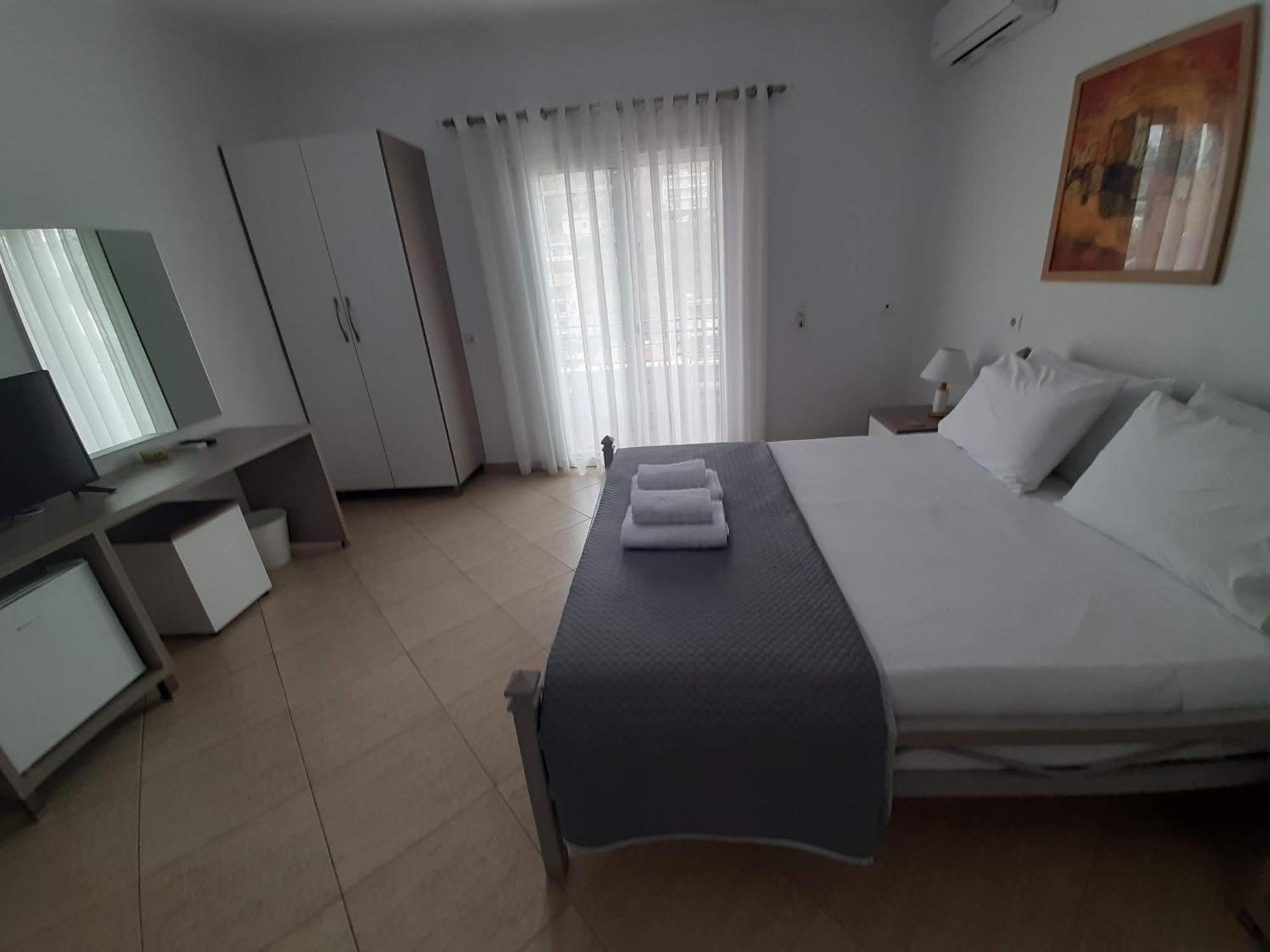 Meto Rooms Sarandë Eksteriør billede